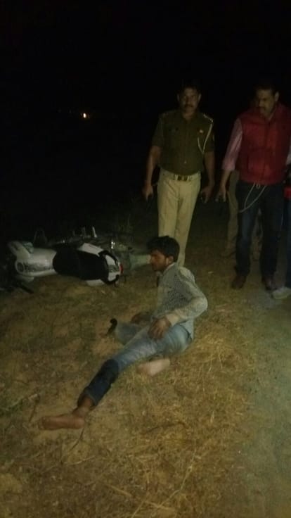 police encounter with robbers in mainpuri
