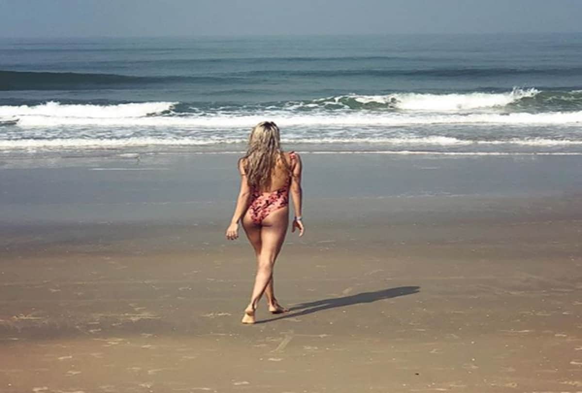 Lisa Haydon shared her bikini photo on social media