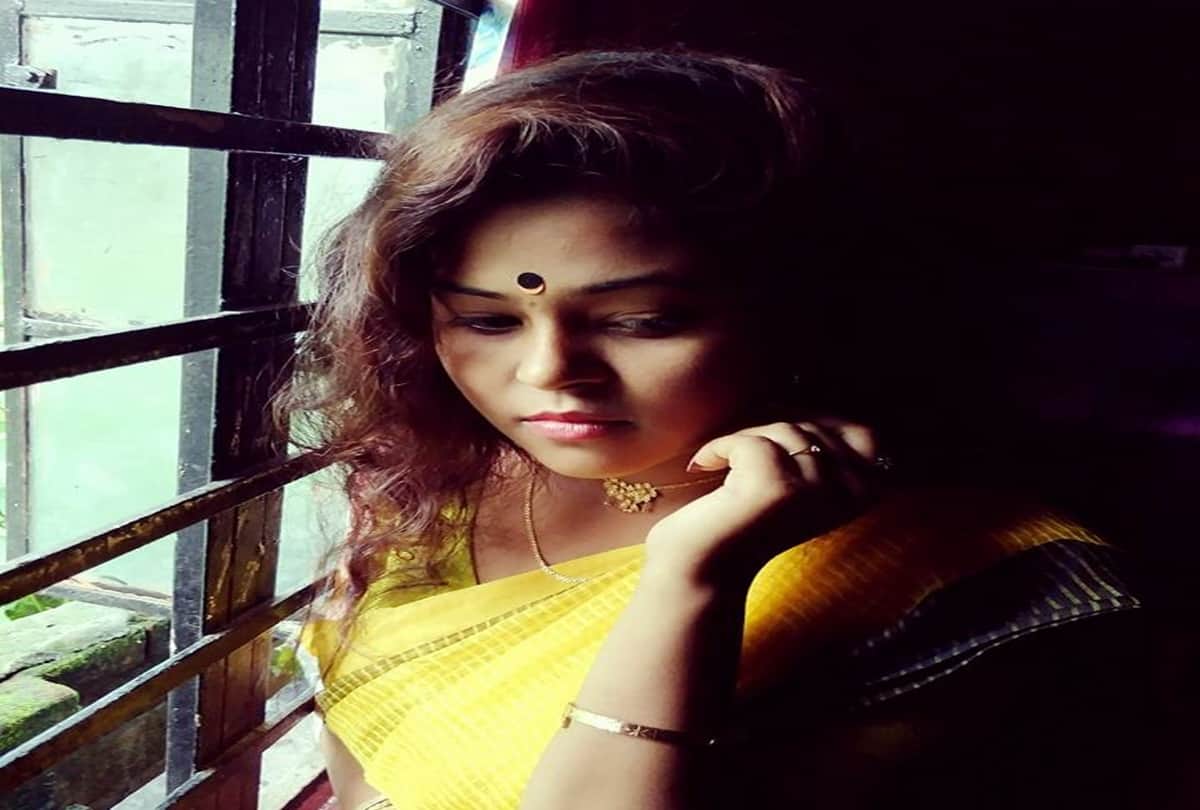 Tv actress Moumita Saha committed suicide after found hanging from ceiling fan