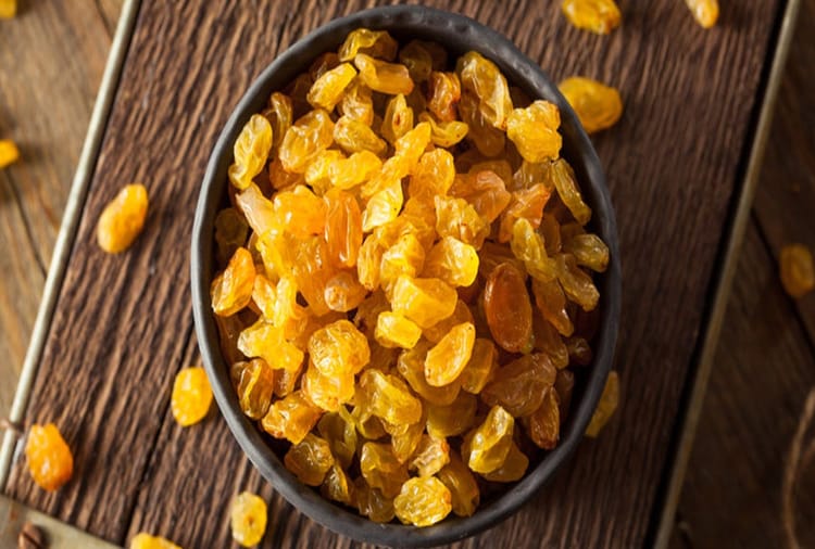 Health Benefits Of Raisin Water Home Remedies Kishmish Ka Pani Pine Ke