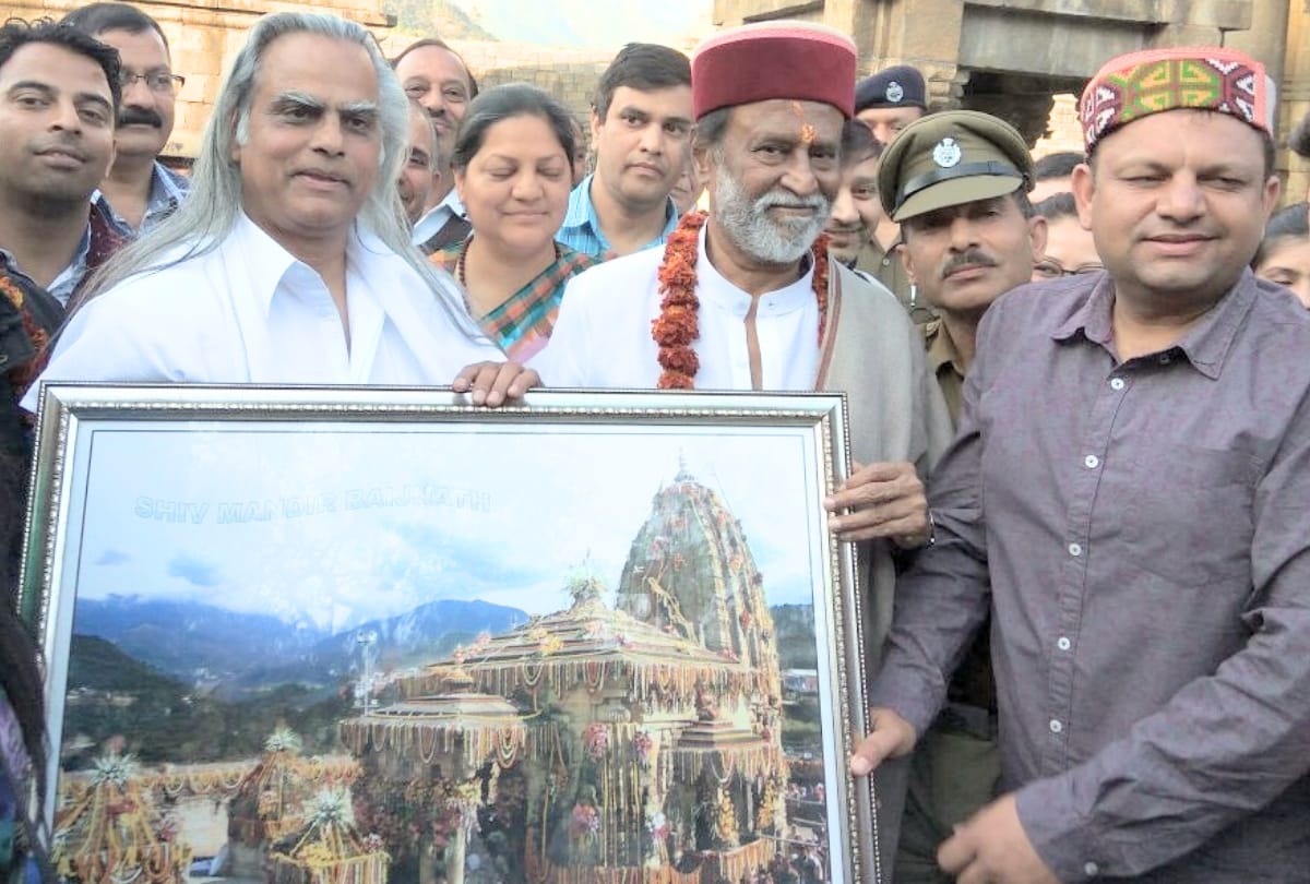 super star rajinikanth in palampur himachal