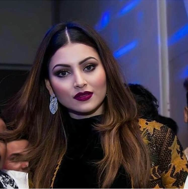 Urvashi Rautela like Dehradun Abhishek rap in hate story 4 song