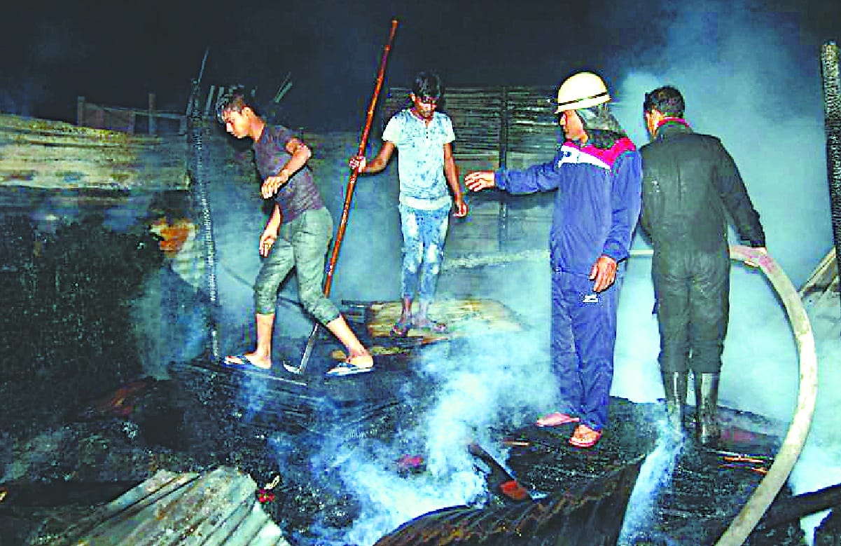 four shops caught fire