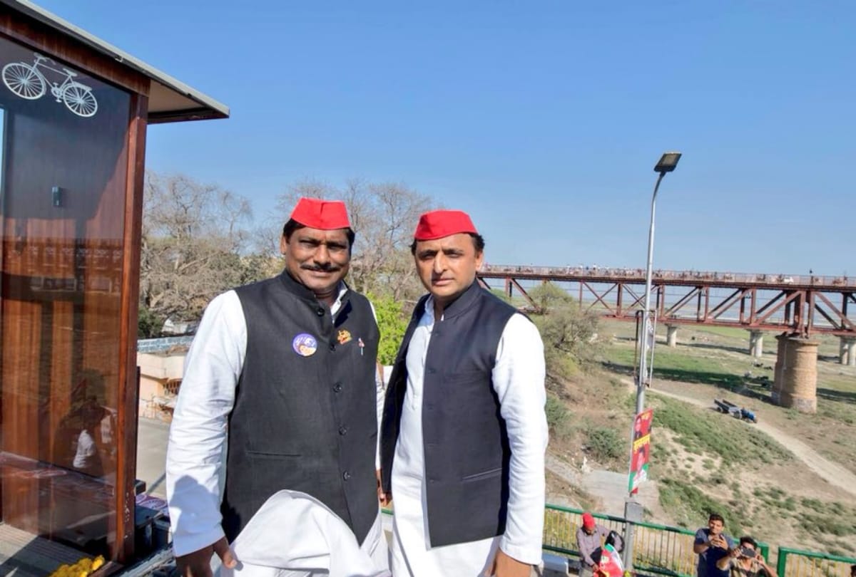 akhilesh yadav tweet on loksabh election in gorakhpur and phoolpur 