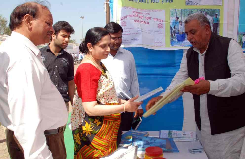 Knowledge of technology, farmers living in iron