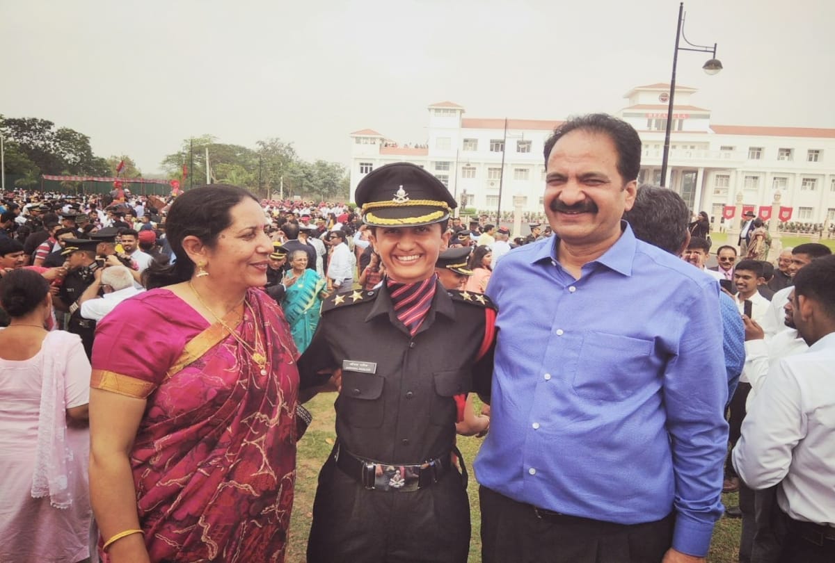 Aanchal Bhalaik from Shimla Joined Indian Army as a lieutenant