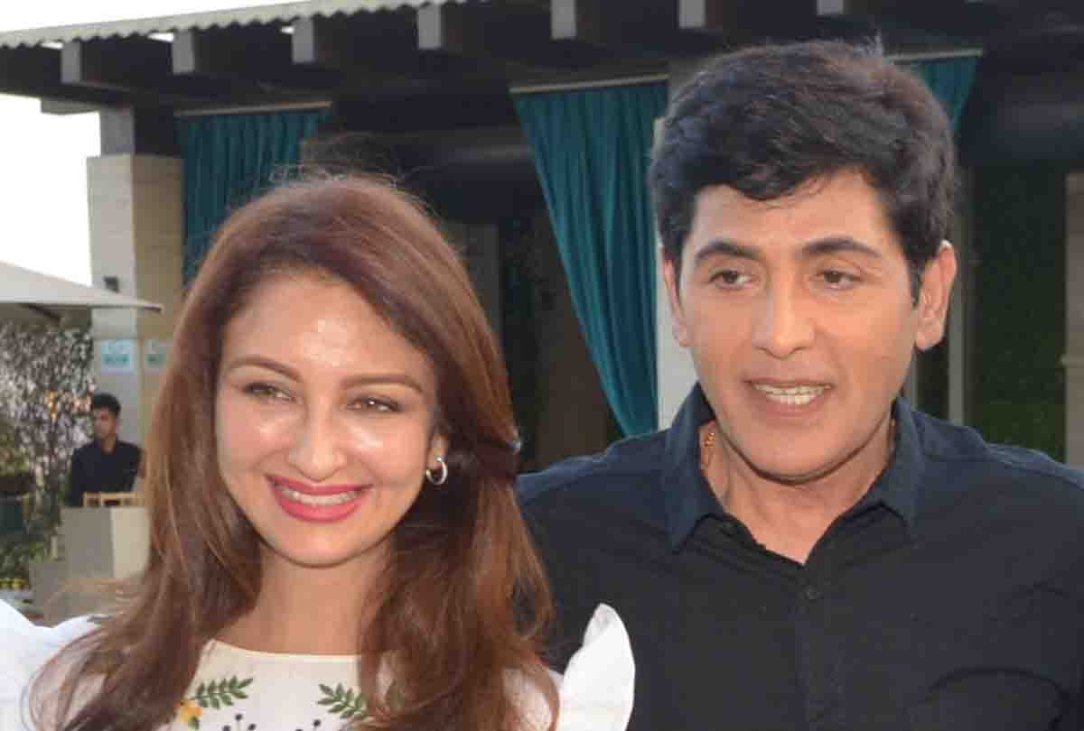Aasif Sheikh is an Indian film and television actor