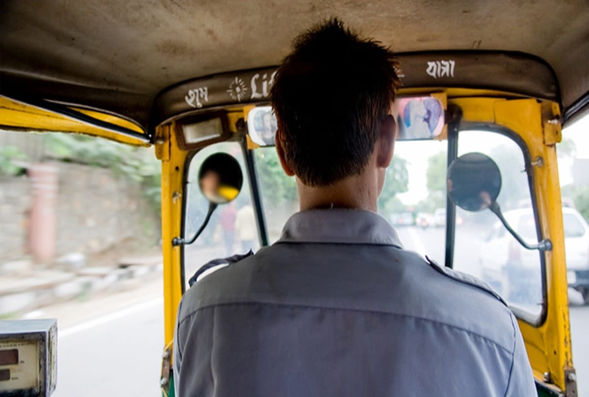 Driver pushes auto on Traffic SHO in Ranchi, spinal cord broken