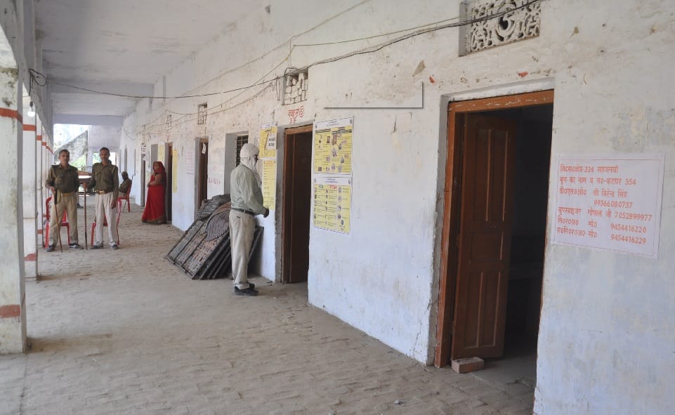 शहरी मतदाताओं ने बिगाड़ा खेल, कम वोटिंग का असर कुल फीसदी पर पड़ा