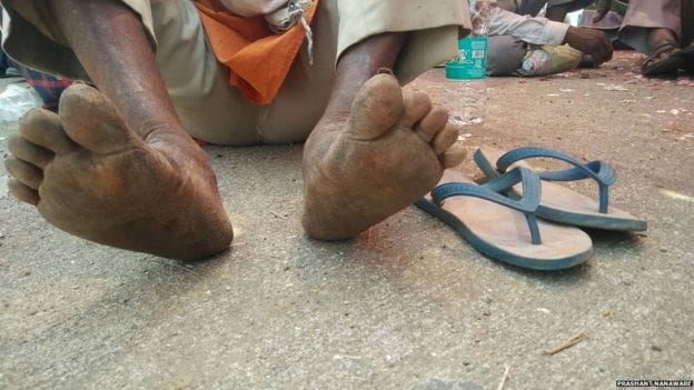 Maharashtra: Farmers walks about 170 km for protest against government 