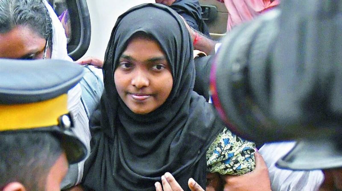 hadiya asked- people doesn't have right to accept islam