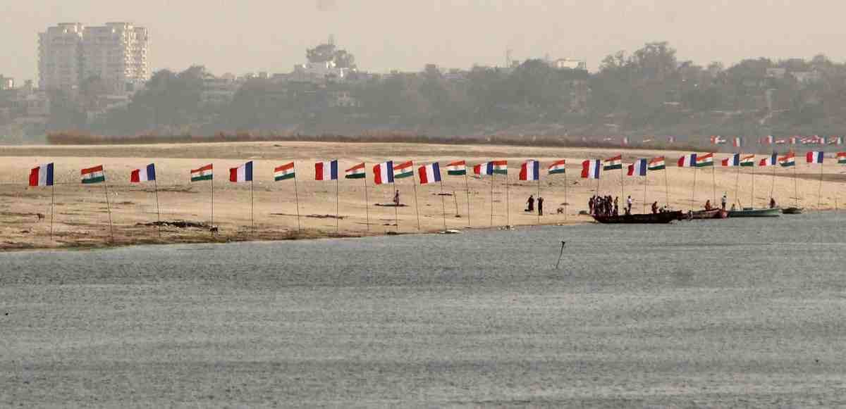 Grand welcome of modi and macron in varanasi tomorrow