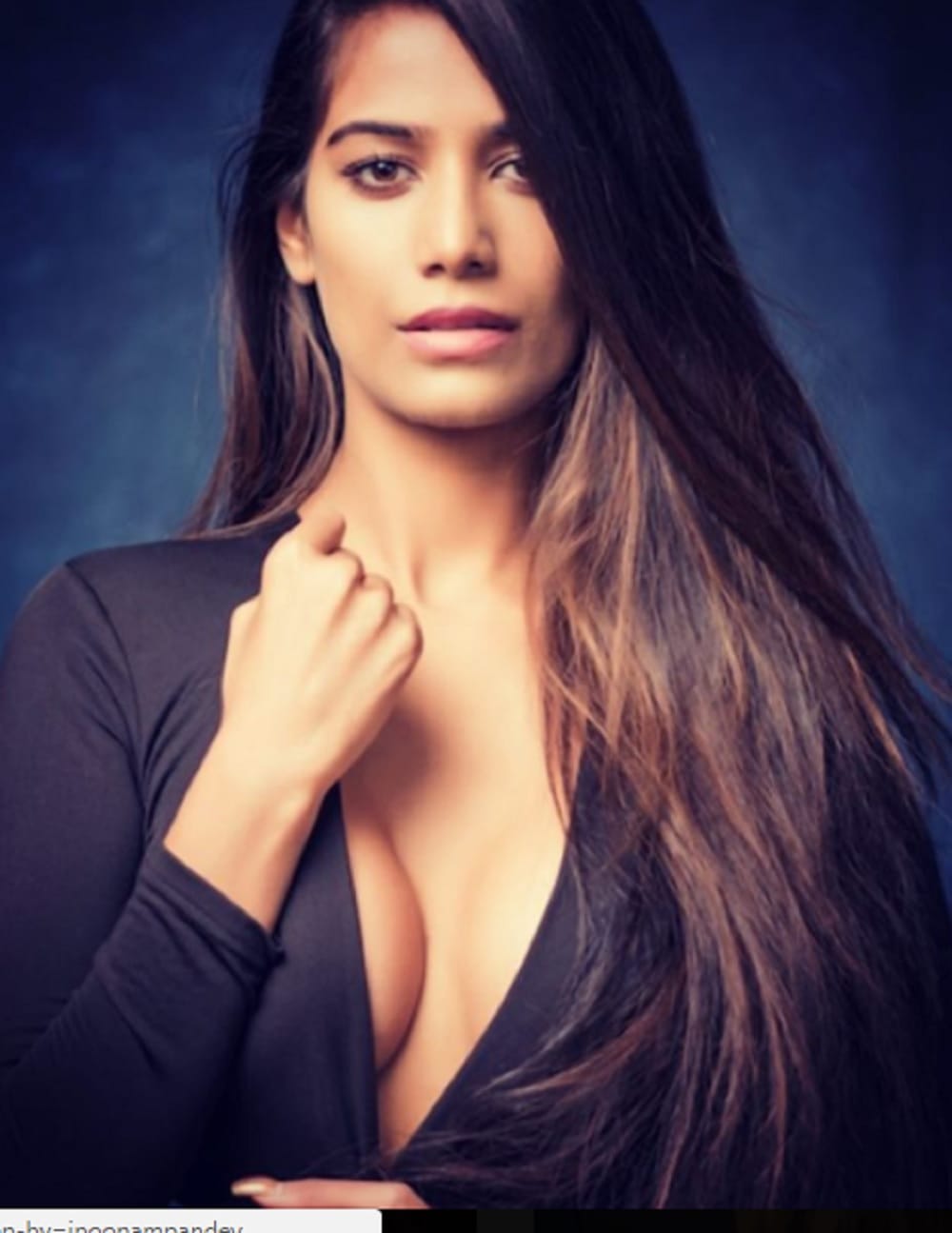 Holi 2019 Model Poonam Pandey shared every holi bold and hot videos on social media