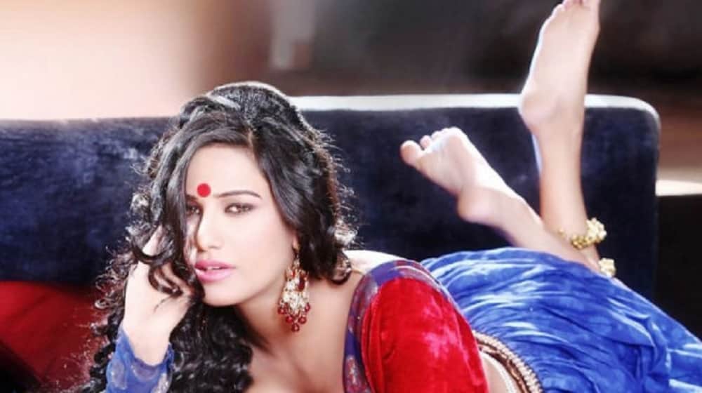 Unseen pics of poonam pandey stunning pics 