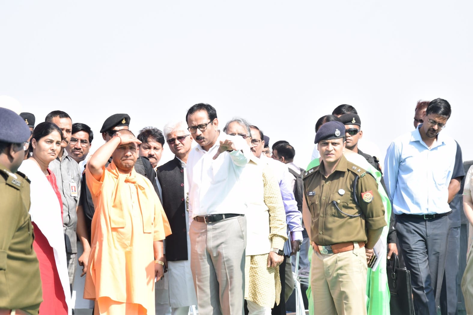 CM yogi said to DM that i am not come for stay here