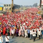 More than 30,000 farmers reached Mumbai from Nashik, Aditya Thakre talked to agitators