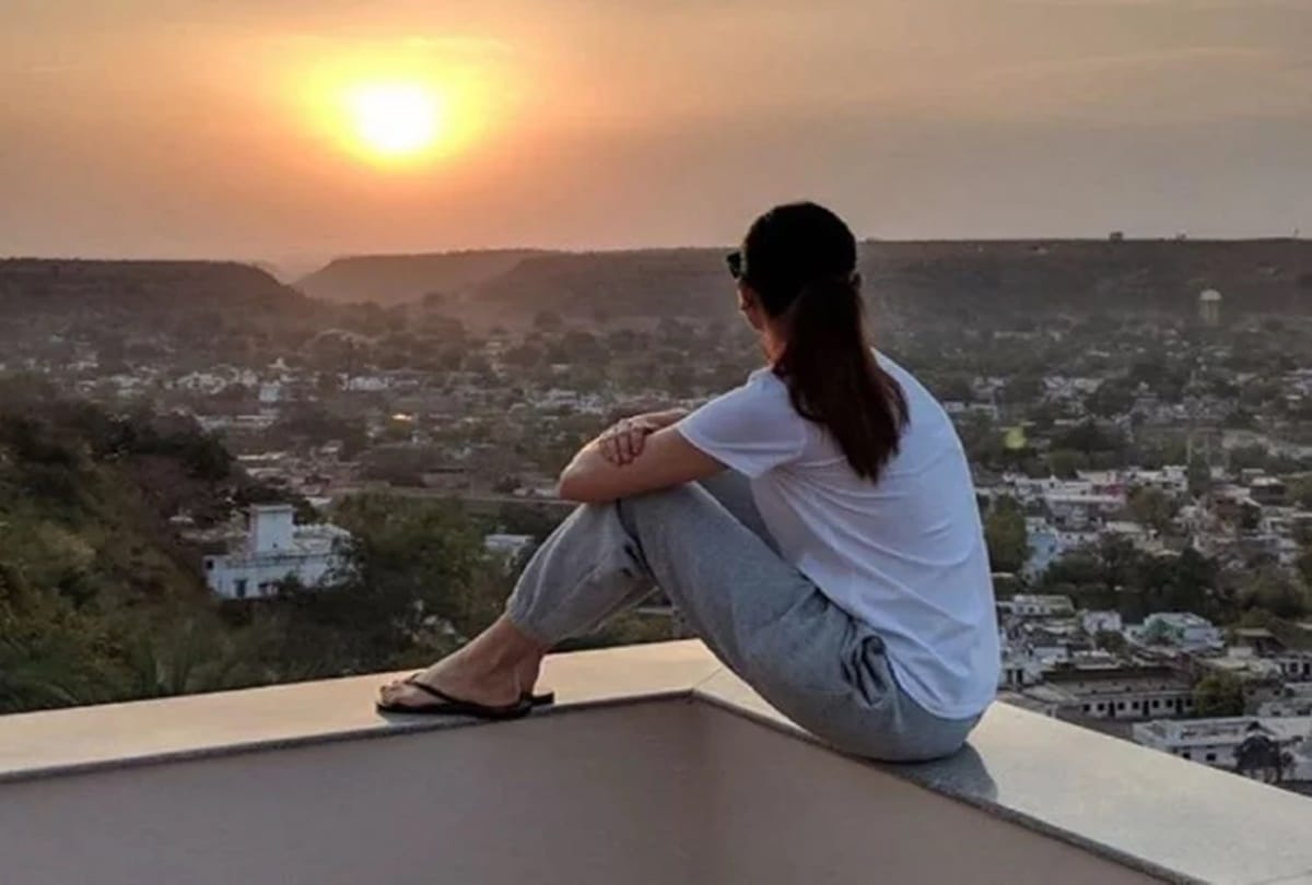 Anushka sharma and virat kohli kiss going viral on internet