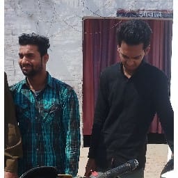 चोरी की बाइक बेचने जाने जा रहे दो युवक चढ़े पुलिस के हत्थे
