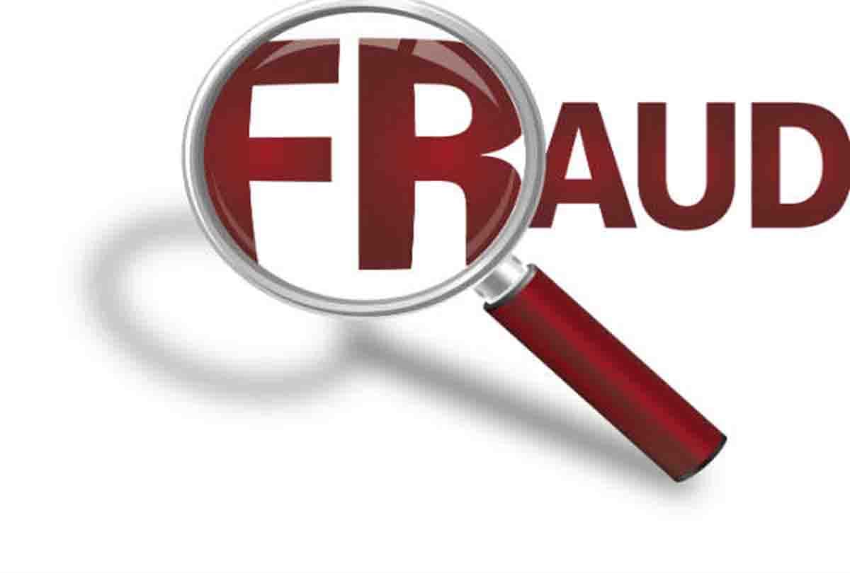 fraud ias gang in up