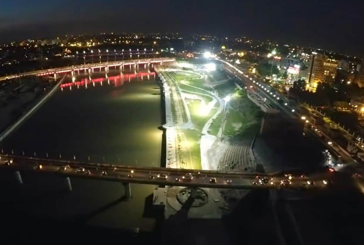 boy fell down in river while taking selfie at gomti river front