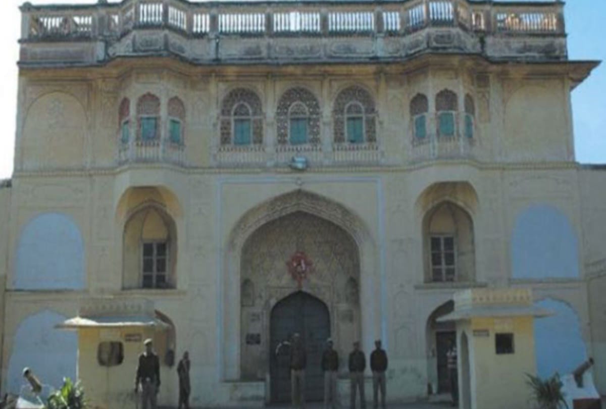 Jail Superintendent and jailer suspended for killing Pakistani prisoner in Jaipur Central Jail