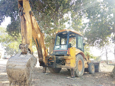 JCB in illegal mining, caught overload vehicle