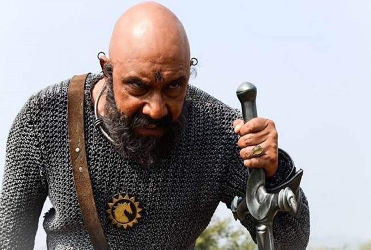 Wax Statue of Baahubali and Kattapa at Madame Tussauds in London
