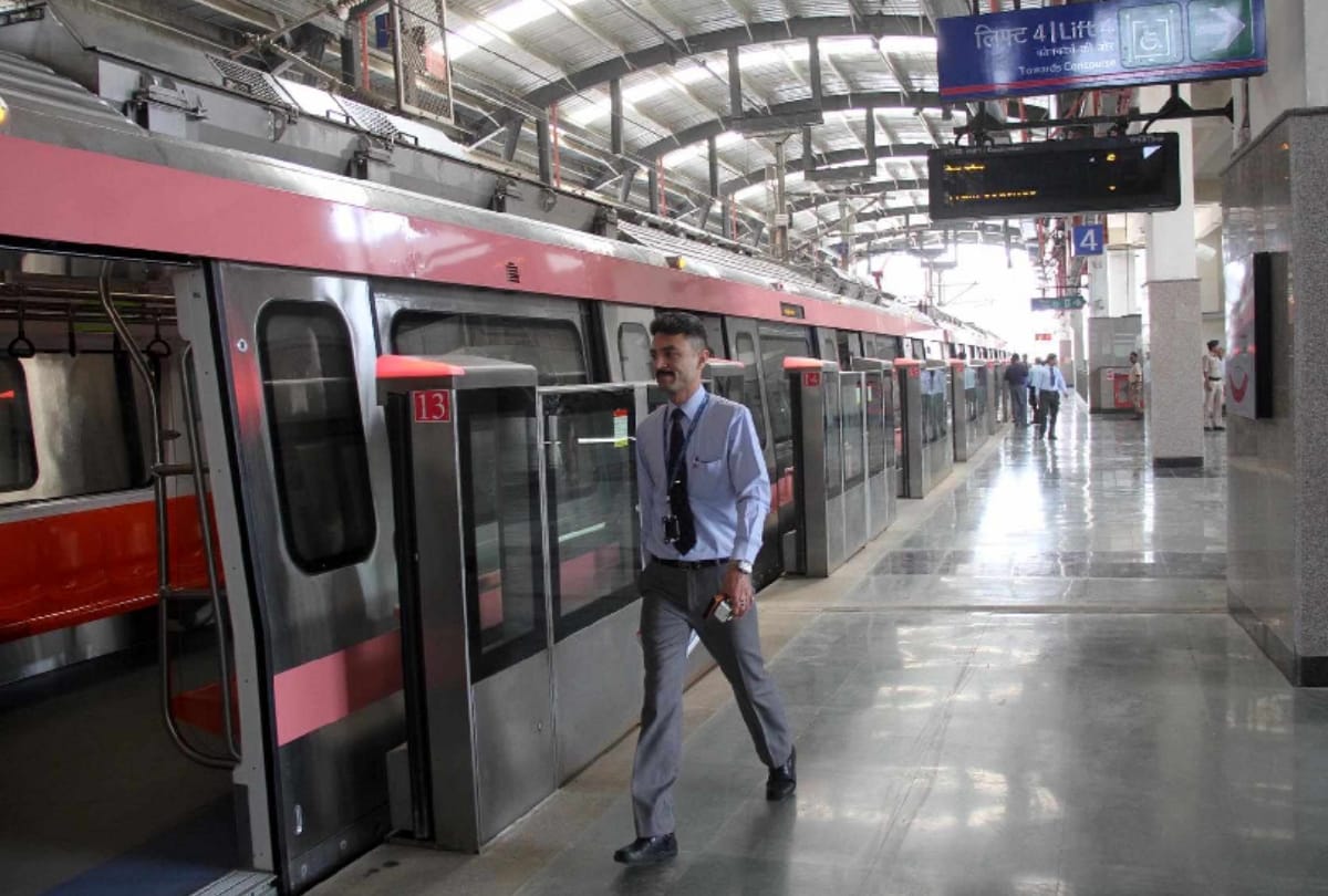 Mayur Vihar to Lajpat Nagar Metro will run from December 31
