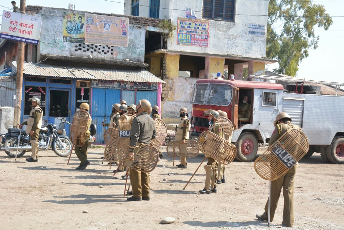 एडीसी फार्मले के विरोध में कोटरंका बंद