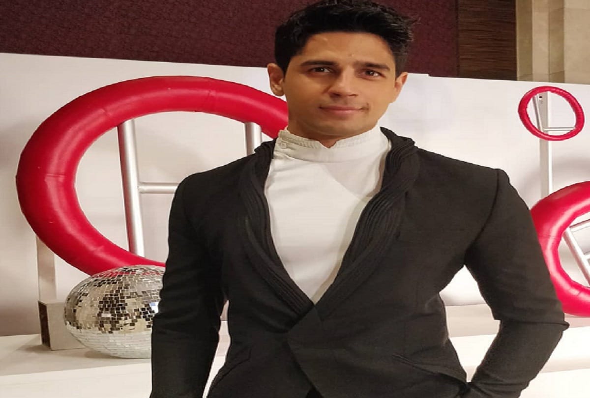 Sidharth Malhotra Birthday Special: Know interesting facts about his life