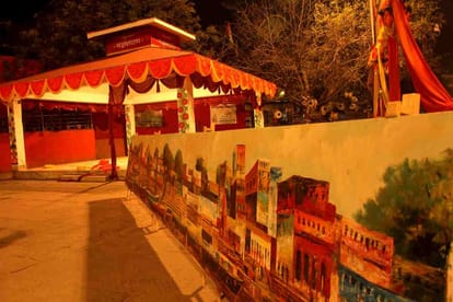 PM modi and french president visit varanasi like festival decoration