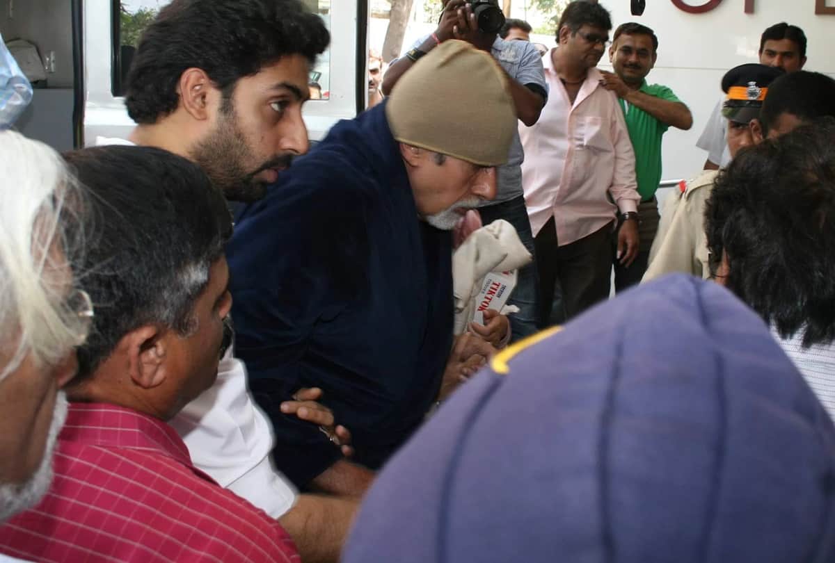 jaya bachchan statement on amitabh bachchan health