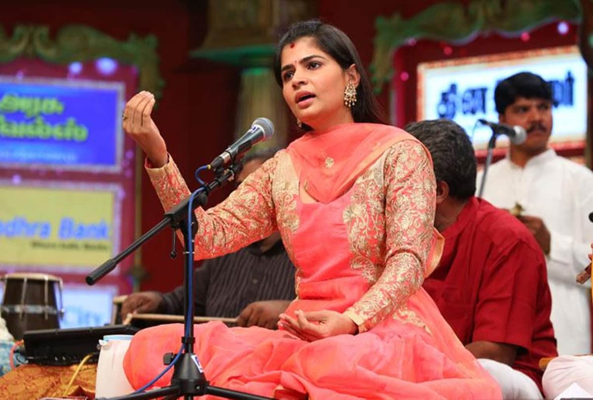 Singer Chinmayi terminated From Tamil dubbing union membership