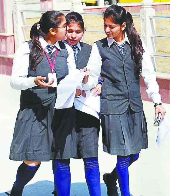 Candidates face feel happy after see simple exams