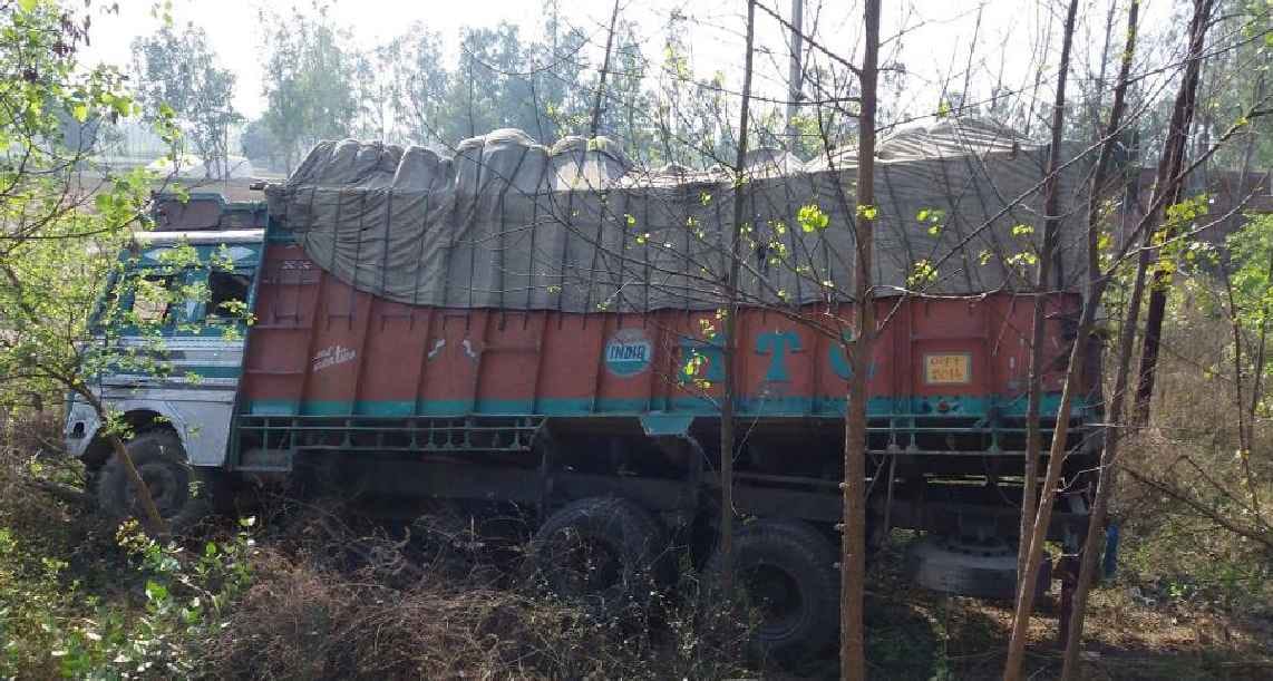 Four lives in road accidents, revel
