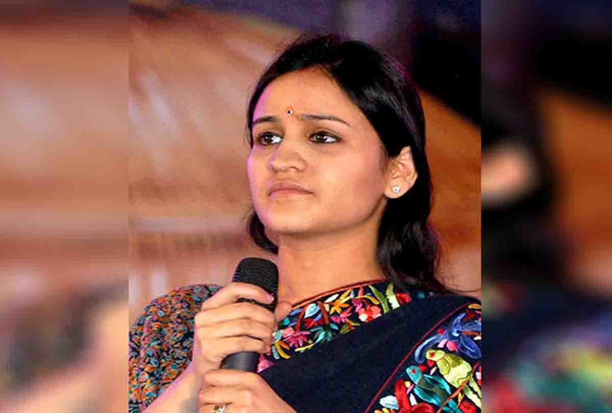 aparna yadav statement on Naresh Agrawal 