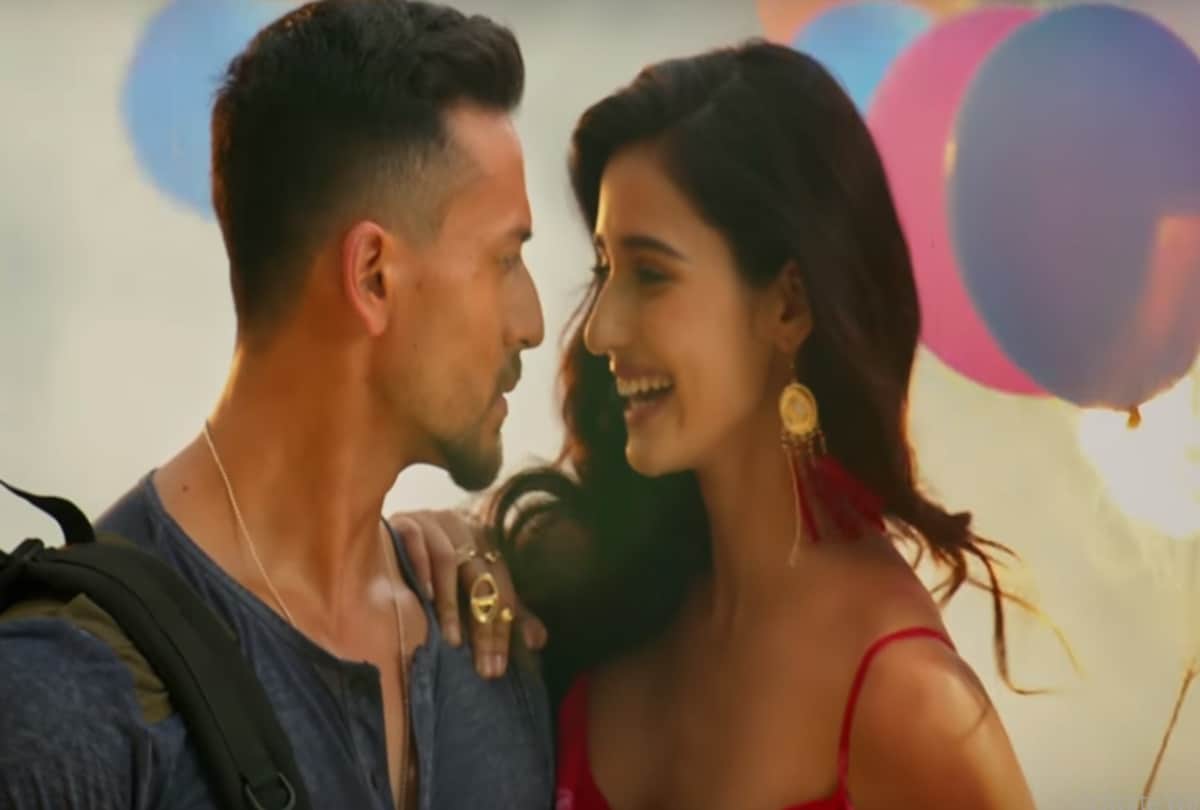 Tiger shroff and disha patani baaghi 2 movie celebrities review   