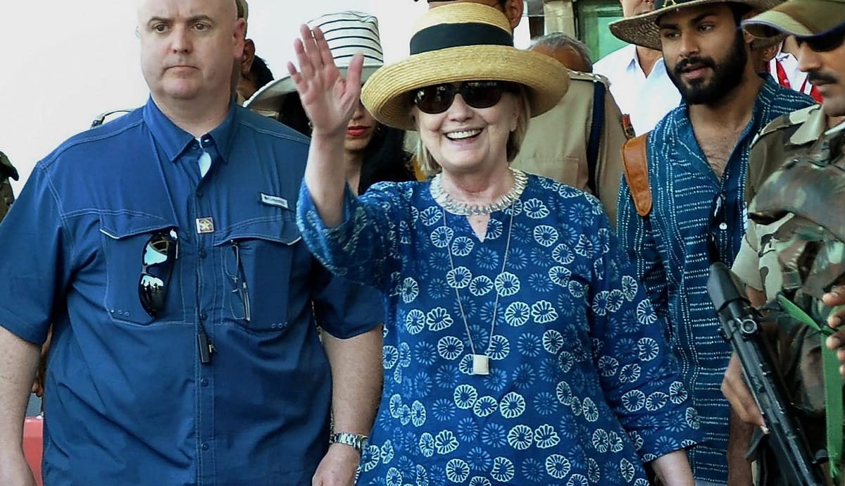 hillary clinton arrives jodhpur to visit umaid bhawan palace