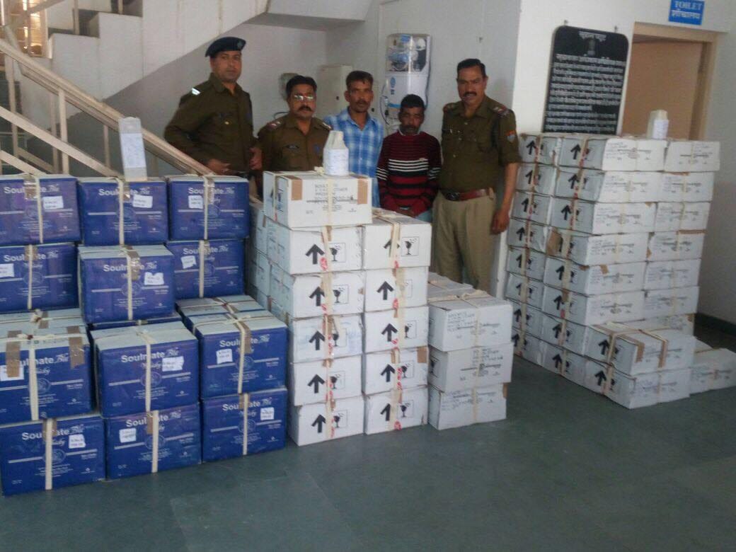 एसटीएफ व पुलिस ने पकड़ा शराब का जखीरा