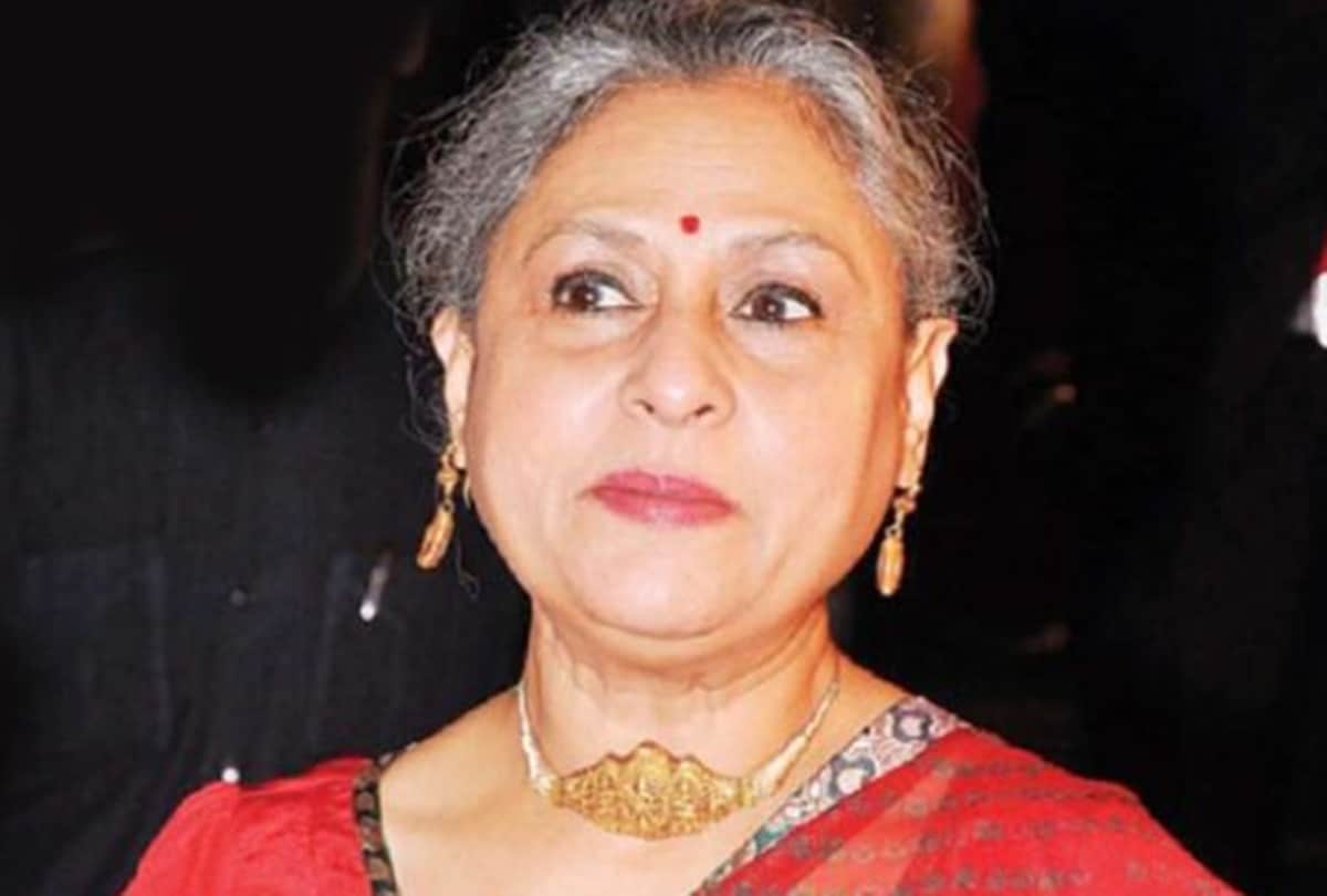 Jaya Bachchan and Shweta bachchan Dance performance video on Pallo Latke goes viral