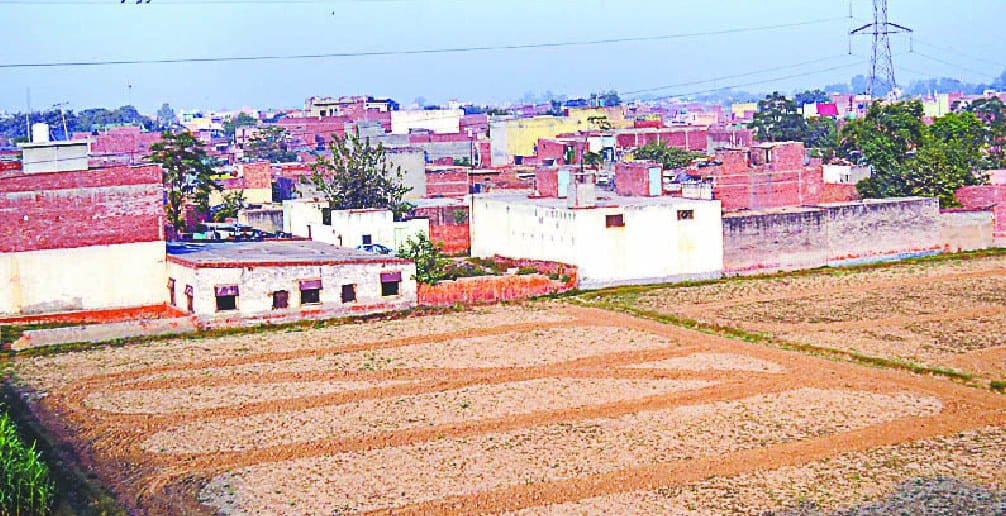 aniyamit vikas , der lakh gharo me nahi nakshe pass