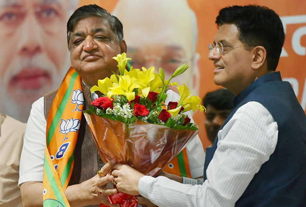 naresh agrwal raises challenge for SP