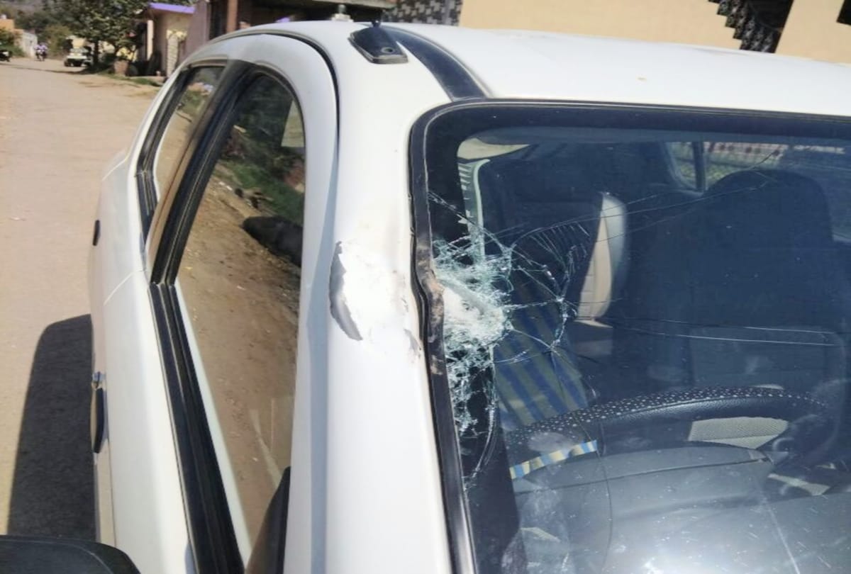  bike riders threw stones on examination superintendent at nalagarh