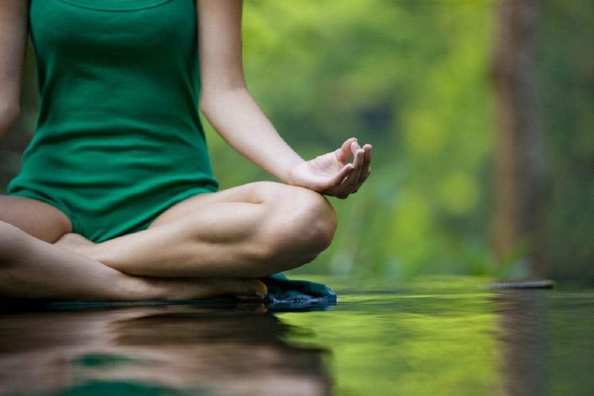 Do this remedy on Sunday happiness and peace comes in your house Financial problems are overcome