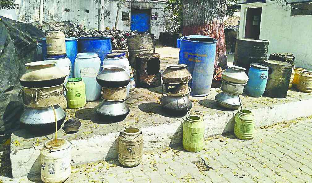 Police detained and caught smugglers