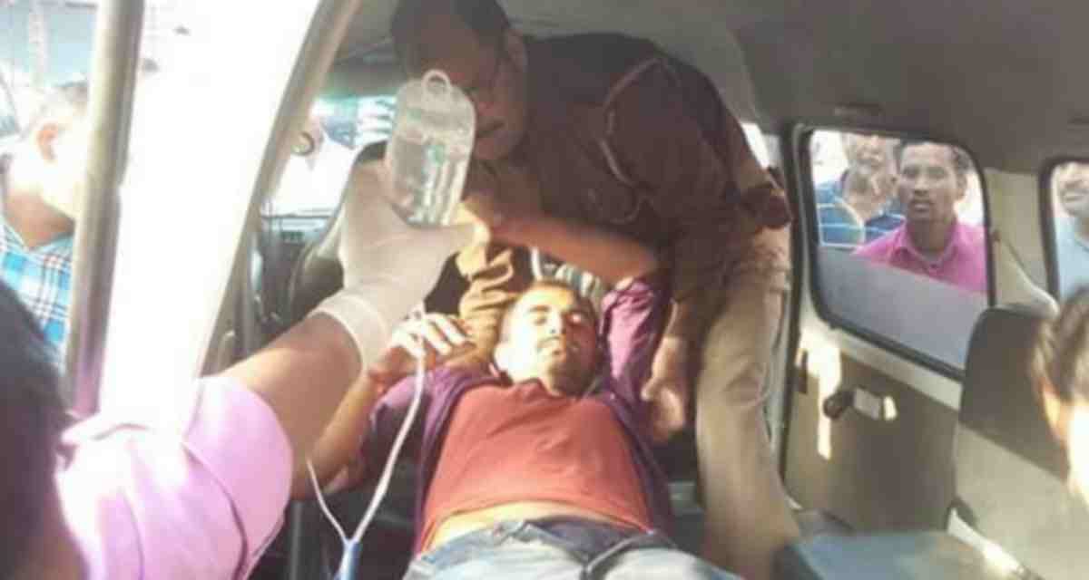 Gangaster injured in police encounter in azamgarh