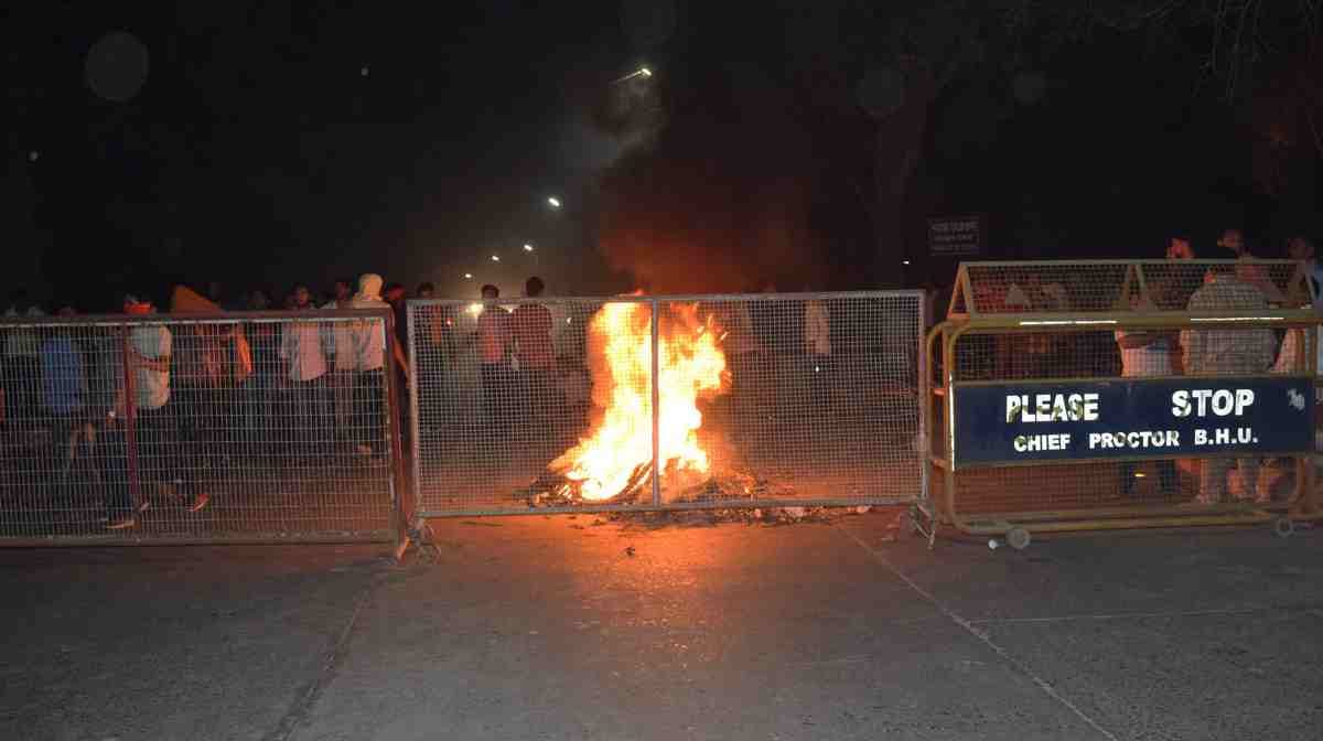 BHU student again protest against chief proctor 