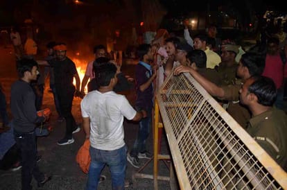 BHU student again protest against chief proctor 