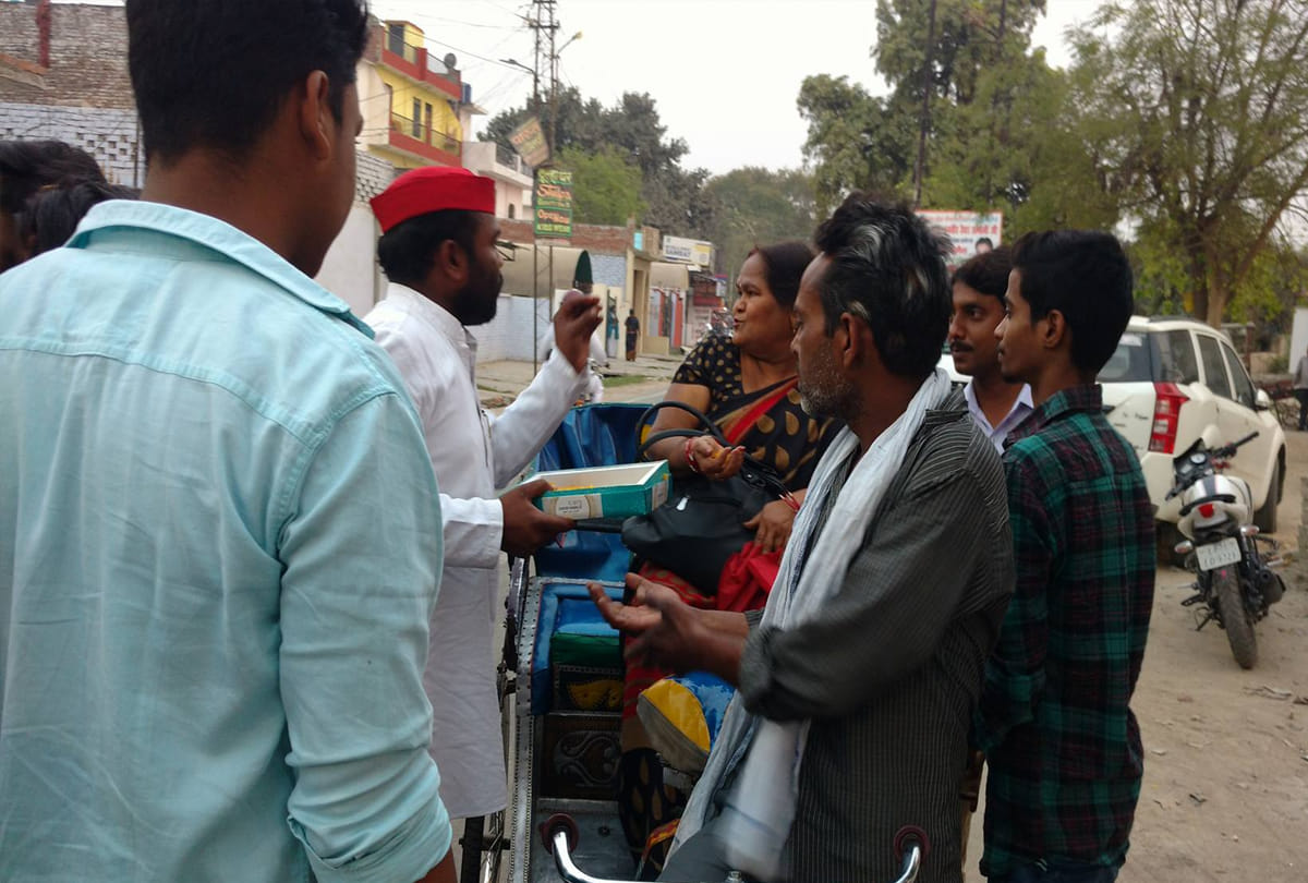 samajwadi party winning gorakhpur and phulpur by election