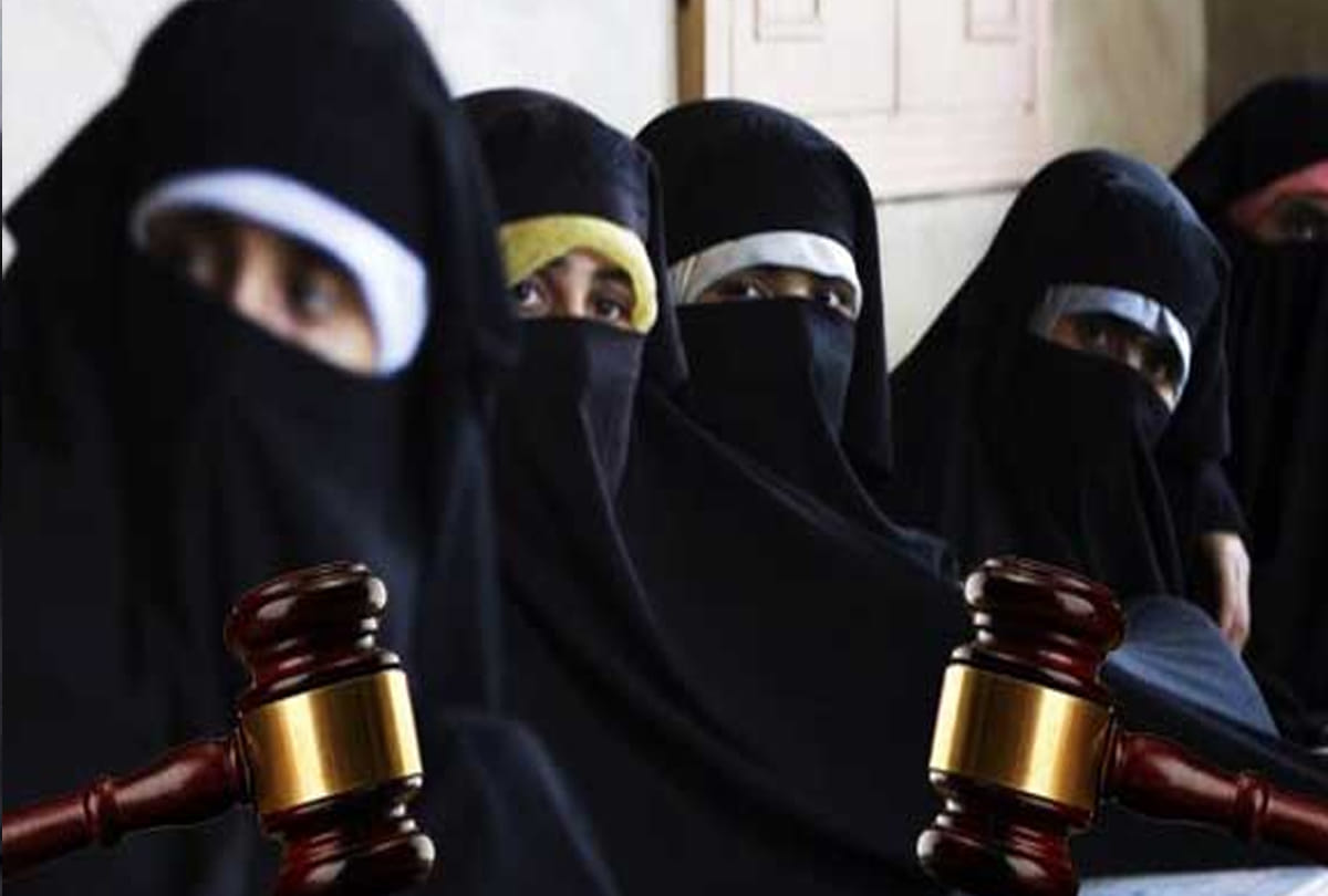 Bangalore woman  divorce on mobile